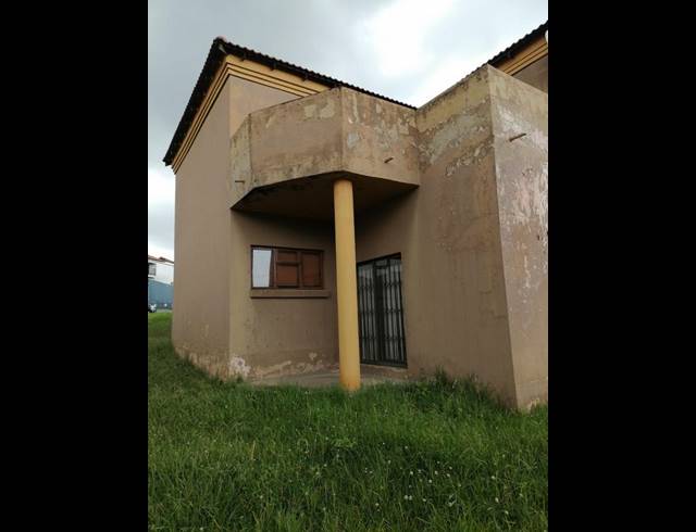 4 BEDROOM HOUSE FOR SALE IN ZAKARIYYA PARK